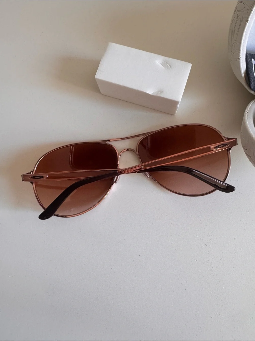 Oakley Women Brown Lens Rose Gold Frame Aviator Sunglasses